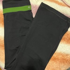 Lululemon groove pants